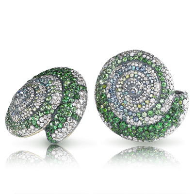 FABERGE-Collection fable de Fabergé-boucles d'oreilles Sea Tsarina-diamants-aigue marine-grenat demantoide-tsavorite-tourmalines,-sphenes-pierre de lune