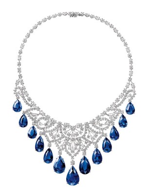 HARRY WINSTON-Collier-diamants- saphirs-Biennale  Antiquaires 2014