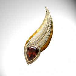 HINGO HENN-Pendentif broche-or jaune-grenat Spessartite-diamants-émail-gravures