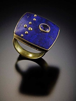 JEFF & SUSAN WISE-Bague Stargazer-2014-or jaune-Lapis Lazuli-Saphir violet