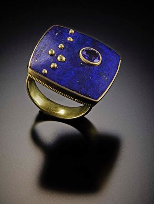JEFF & SUSAN WISE-Bague Stargazer-2014-or jaune-Lapis Lazuli-Saphir violet