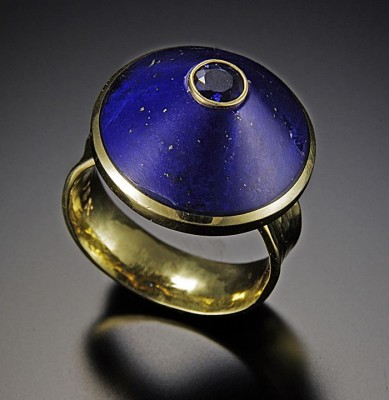 JEFF & SUSAN WISE-Bague-or jaune-lapis lazuli-saphirs