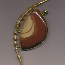 JEFF & SUSAN WISE-broche-Terrestrial Arc-or jaune-jaspe de l'Oregon-tourmaline