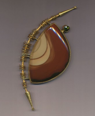 JEFF & SUSAN WISE-broche-Terrestrial Arc-or jaune-jaspe de l'Oregon-tourmaline