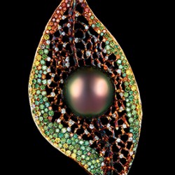 JEWELLERY THEATRE-or jaune-diamants de couleurs