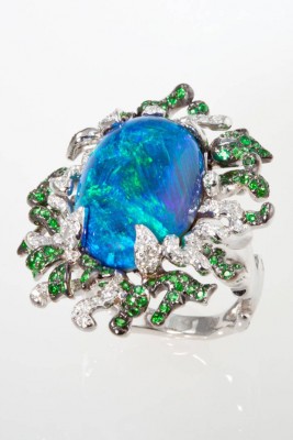 KATHERINE JETTER-Bague-opale noire-diamants-émeraude