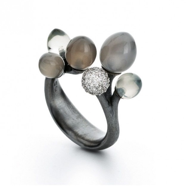 LYNGGAARD CHARLOTTE-Midnatt (Midnight)-argent oxydé-pierres de Lune-diamants-or blanc