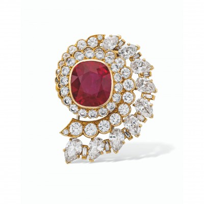 #VAN CLEEF & ARPELS #Ruby #diamonds #Brooch #Rubis #diamants #broche