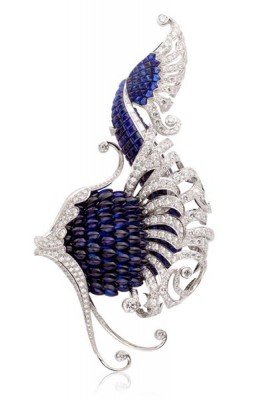 VAN ClEEF & ARPELS-Clip Illiade-Collection l'Atlantide-or blanc-saphirs-diamants