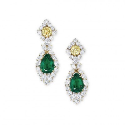 VAN ClEEF & ARPELS-diamants jaunes-diamants blancs-émeraudes-boucles d'oreilles