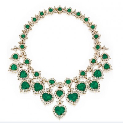 VAN ClEEF & ARPELS-or-émeraaude-diamant-collier