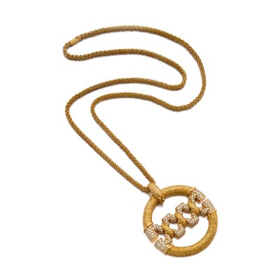 #Van Cleef & Arpels #Gold #diamond #necklace #or #diamant #collier