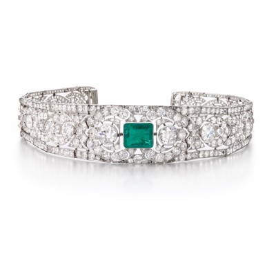#Van Cleef & Arpels #emerald #diamond #bandeau #émeraude #diamant #circa 1924 # 尚美 #祖母綠配鑽石束髮帶