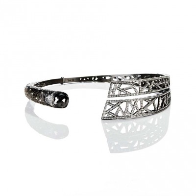 YOSSI HARARI-Collier-diamants blancs-diamants noirs-or blanc rhodié noir
