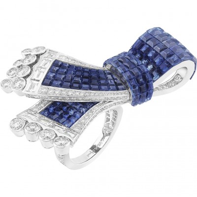 VAN CLEEF ARPELS -noeud-mysterieux-between-the-finger-ring-sapphire-diamond