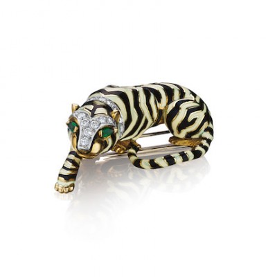 #DAVID WEBB #Emerald #Enamel #Diamaond #Brooch #Emeraude #Diamant #Emaol #Broche