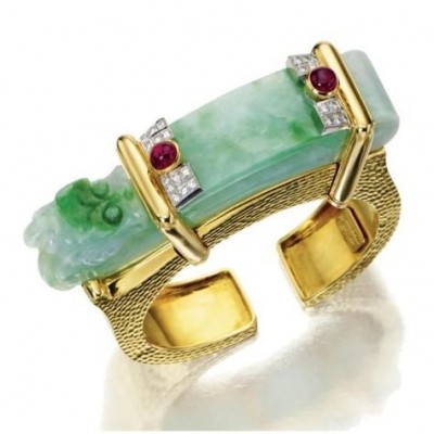 #DAVID WEBB #18 karat gold #platinum #diamond #emerald #ruby #fish bangle-bracelet
