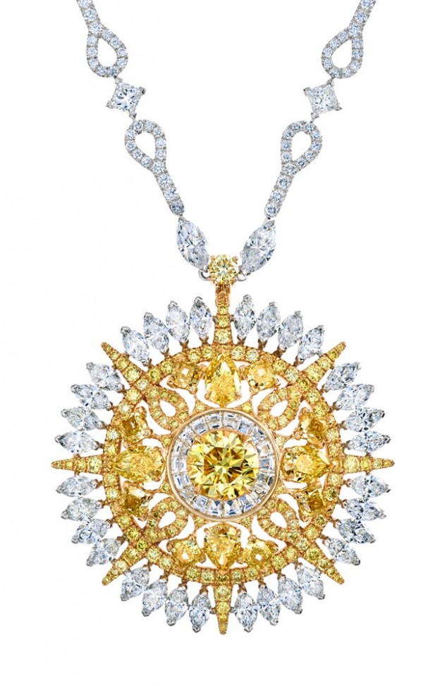 DE BEERS #Pendant #Diamonds