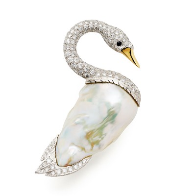 Broche cygne en perle et diamants - Swan with Pearl Body and Diamonds to Neck, 2016