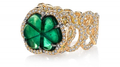 #ERICA COURTNEY #18K Yellow Gold “Cloud” ring #Trapiche Emerald #Diamonds.