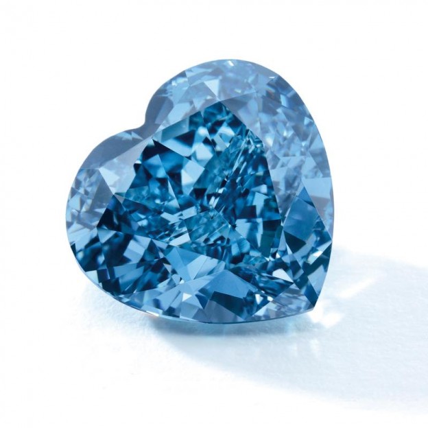 fancy vivid blue diamond 5.04ct Sotheby's HK