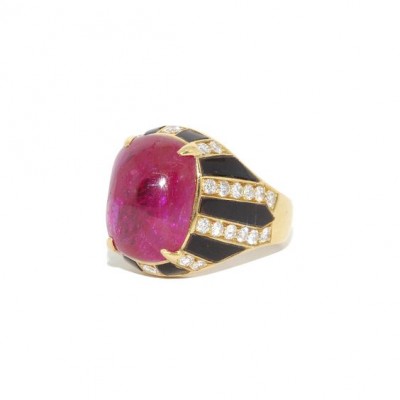 #BULGARI #Bague #Ruby #Diamonds #Onyx #Ring #Rubis #Diamants