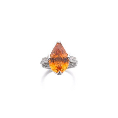 #BUCHERER #Fine Jewellery #mandarine garnet #diamond #grenat mandarin #diamant #bague