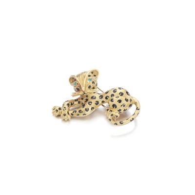 #FRED #Enamel #Emerald #Emeraude #Diamonds #Diamant #Brooch