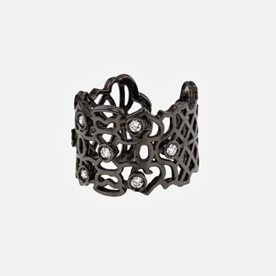 #REPOSSI #Bague #or noirci #GaiaRepossi #FineJewelry #ContemporaryJewelry #Diamond #black diamond