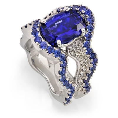 #COFFIN AND TROUT #sapphires #diamonds #ring #gold