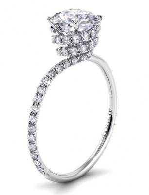 #DANHOV ABBRACIO #Diamonds #ring