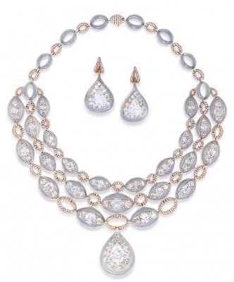 #GLENN SPIRO # jadeite #necklace #pear-shaped diamond 10.5 carats # 42 old-cut diamonds #greyish-blue Jade # rose-cut jadeite #high jewellery