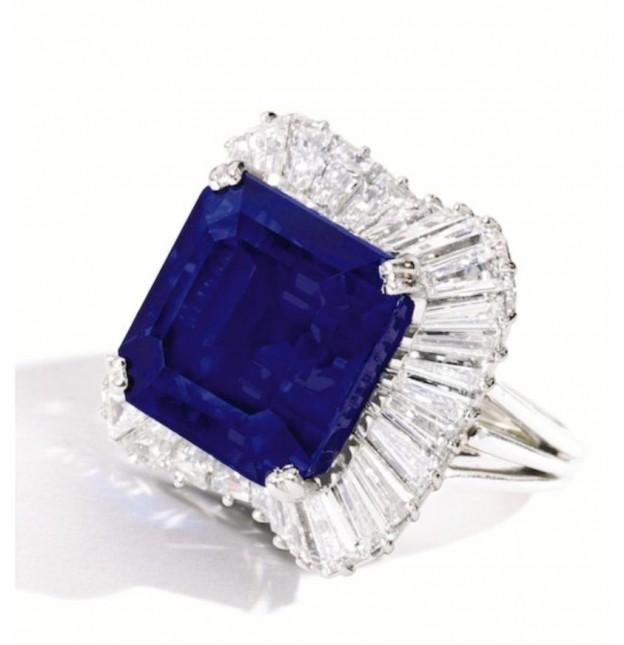 #sapphire #Kashmir #Price #Record #Auction #Sotheby's #2021