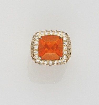 #MARGHERITA BURGENER #Ring # Fire Opal #Coloured Diamond #Diamond #Ring #Opale de feu #diamants de couleur #diamant #bague