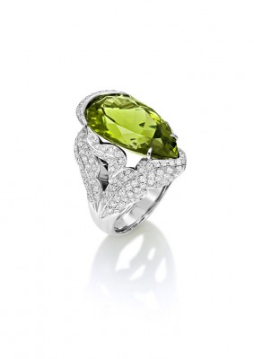 #MARGHERITA BURGENER #Ring #peridot #diamaonds #bague #diamants