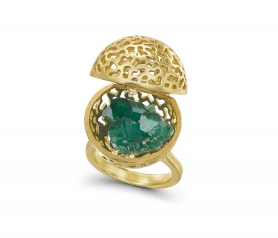 #SANDY LEONG #18 karat recycled yellow gold #Ethically mined statement emerald