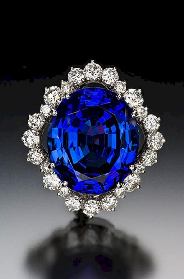 #CLAUS VOLLRATH #33.55 ct tanzanite #diamond #brooch