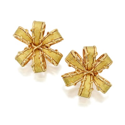 #SCHLUMBERGER FOR TIFFANY #Gold #Earclips