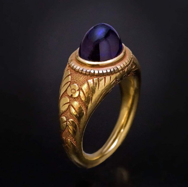 #ROMANOV #Sapphire #Cabochon #Gold #ring #Saphir #Bague #or #1830