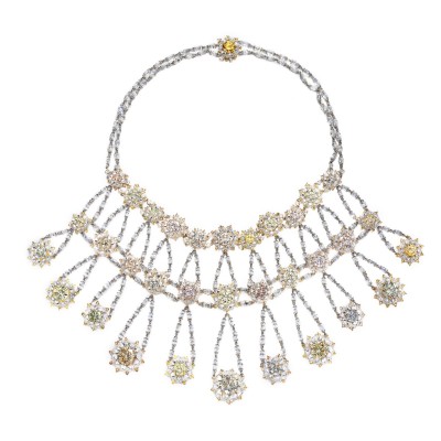 #ETCETERA #Coloured Diamond #White Diamond #Necklace #Diamants de couleur #diamants blancs #collier