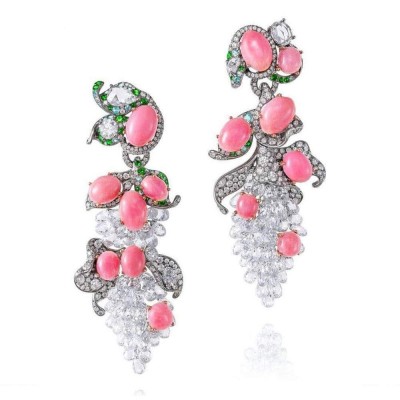 #ANA HU #Earrings #Conche pearls #diamonds #perles conches #diamants #earrings #boucles d'oreilles